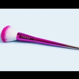 ⭐️3/$15 FARAH Brush